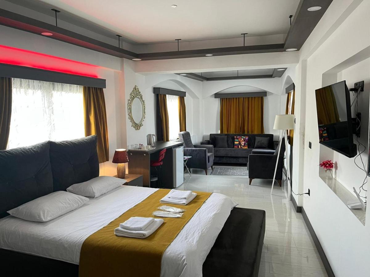 Tiana Boutique Aparthotel Famagusta  Exterior foto